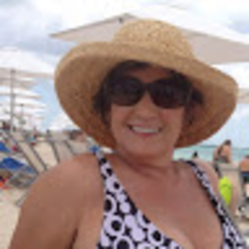 Meet your Posher, Teresa